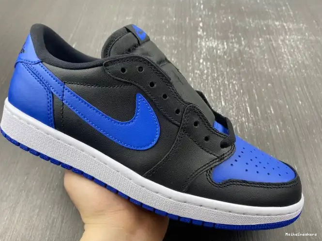 MaikeSneakers 705329-004 Royal (2015) Jordan Retro Low 1 0510